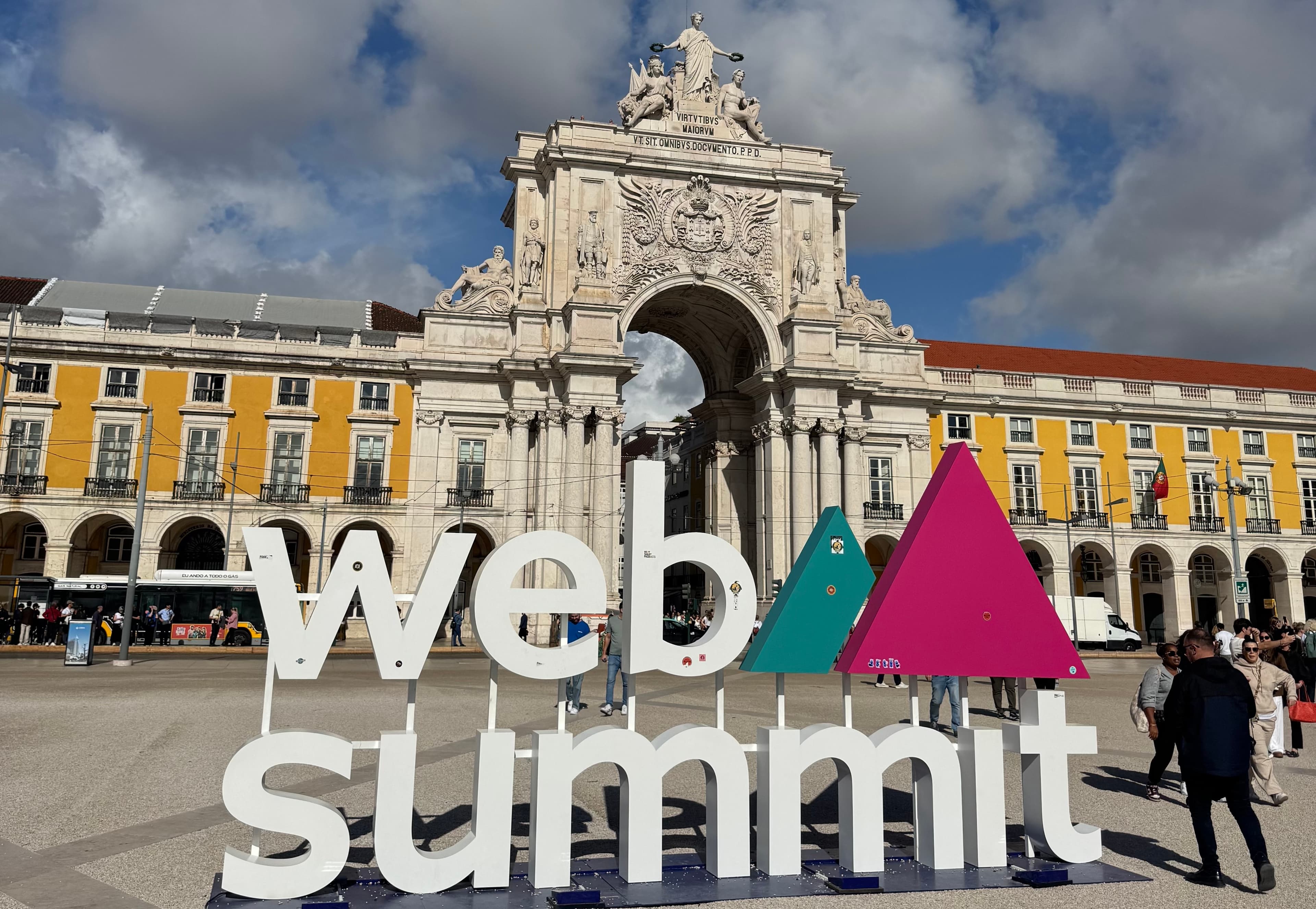 Dans Web Summit Lisbon 2025 : ce que c’est vraiment